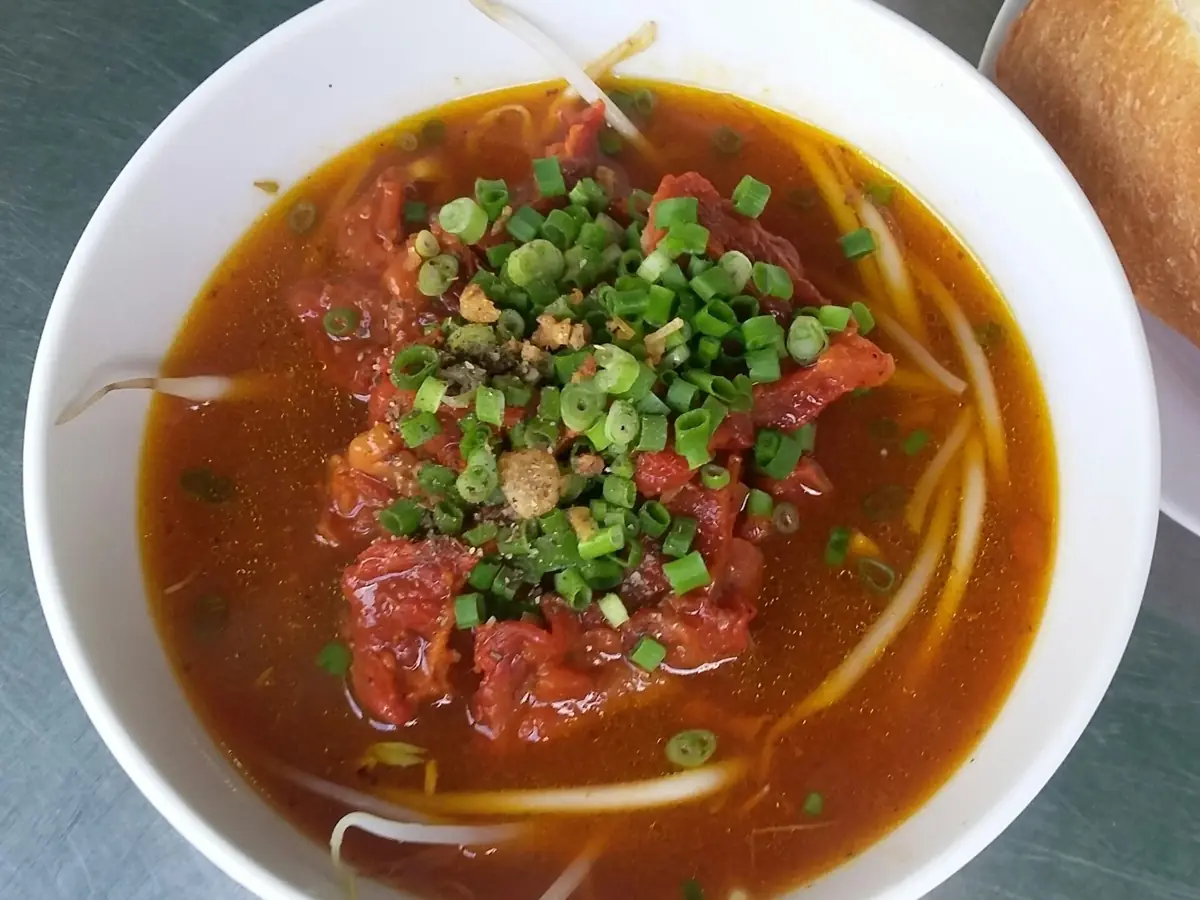 Bò kho bánh mì