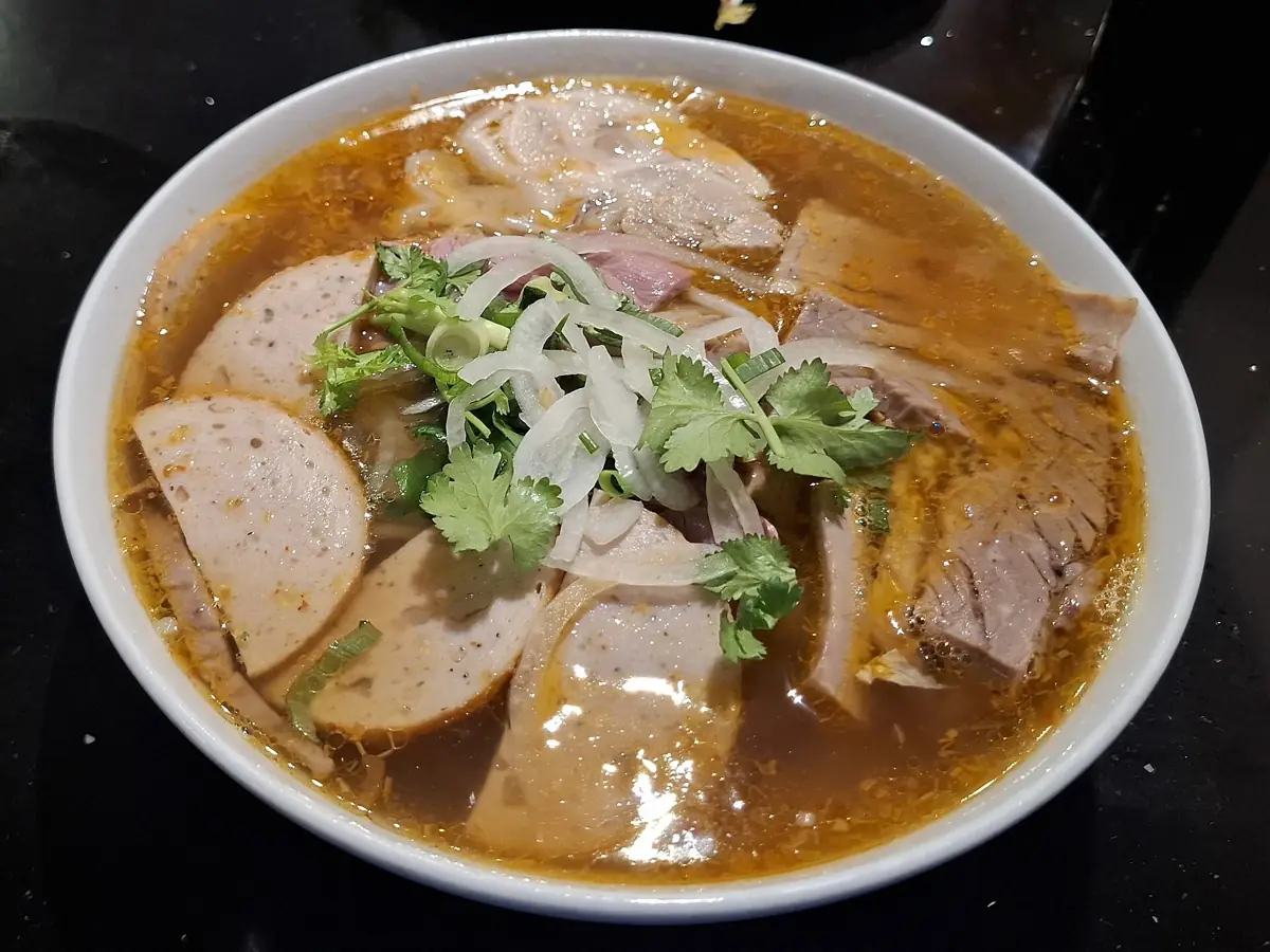 Bún bò Huế