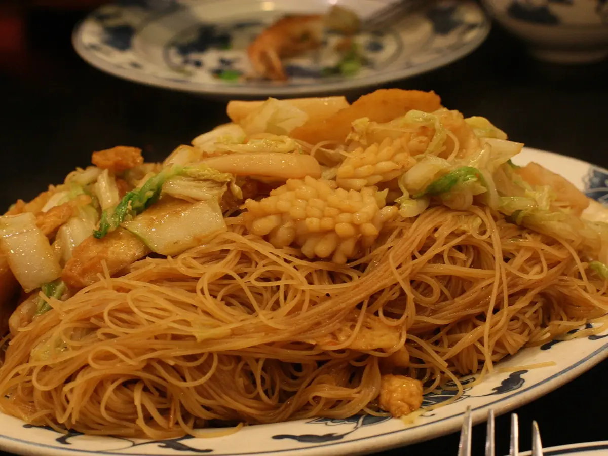 Mì xào giòn hải sản