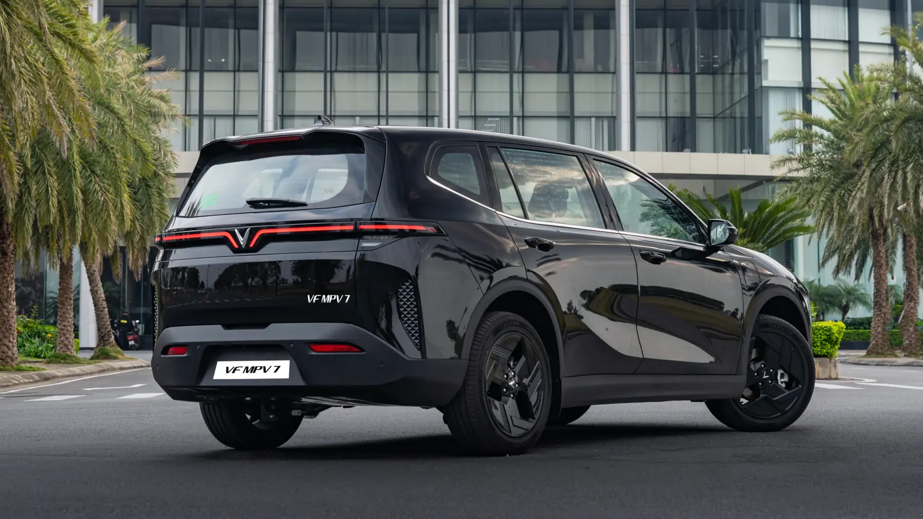 VinFast VF MPV 7 ngoại thất 5