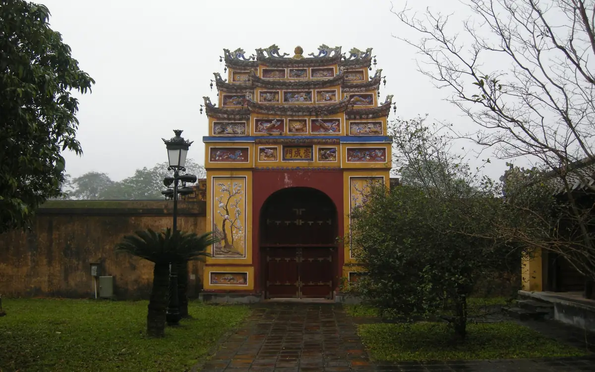 Cổng Hoàng thành Huế